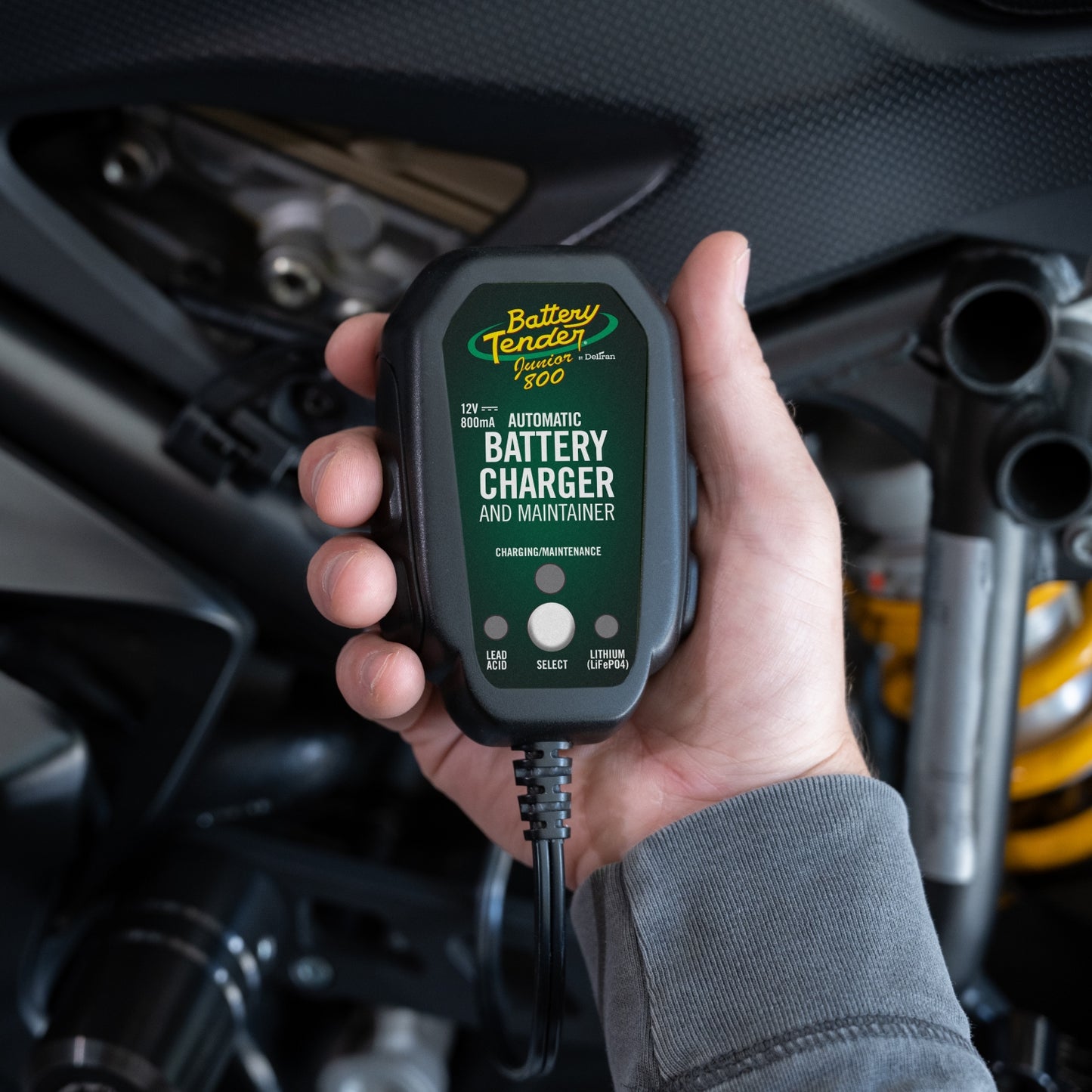 JUNIOR SELECTABLE 12V CHARGER