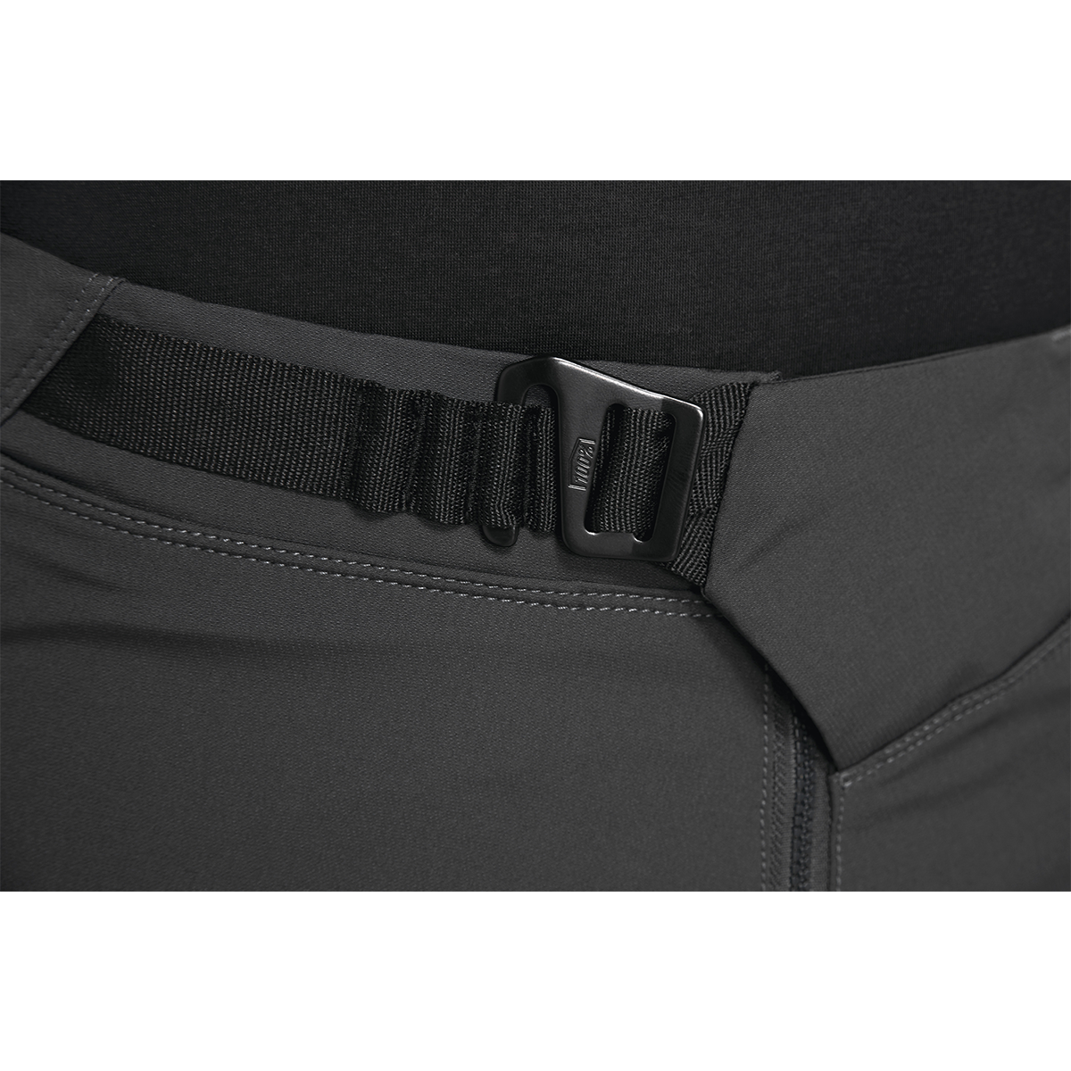 100% Airmatic Shorts - Charcoal - US 30 40021-00015