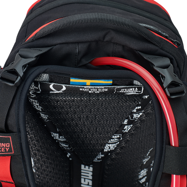 USWE Core Off-Road Daypack - 16L - Black/Red 2163336