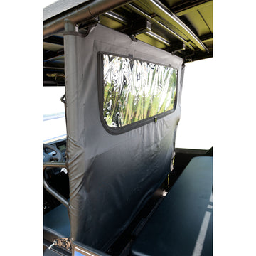 SEIZMIK Soft Dust Panel - Rear 50-04028KIT