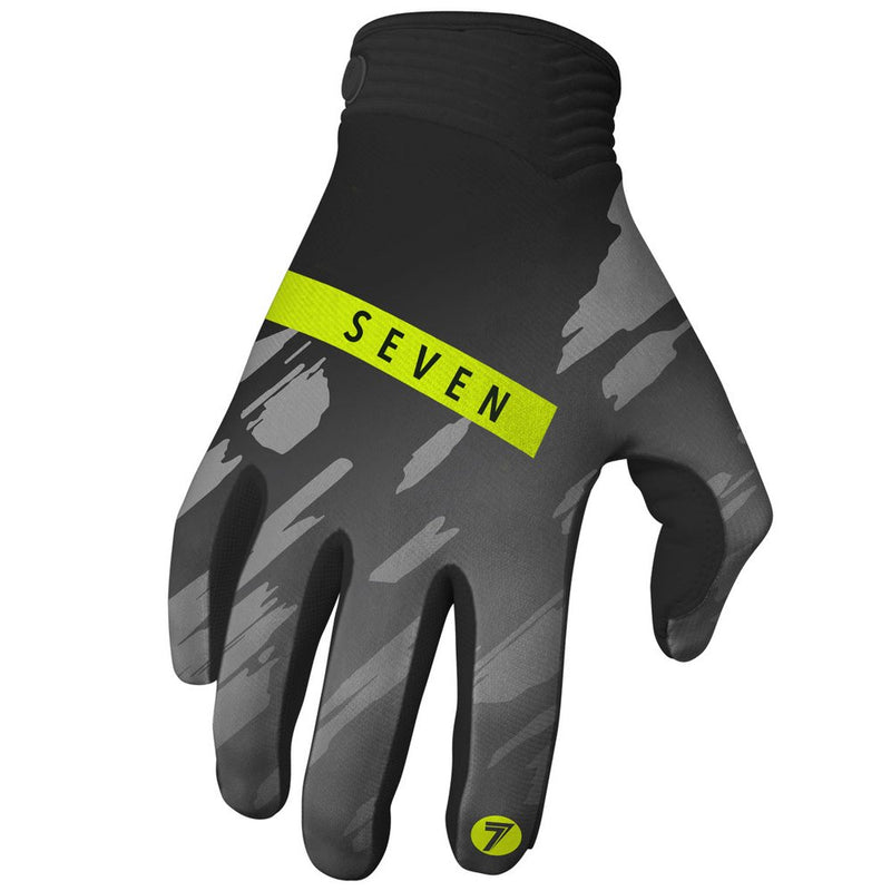 Seven Zero Clash Glove