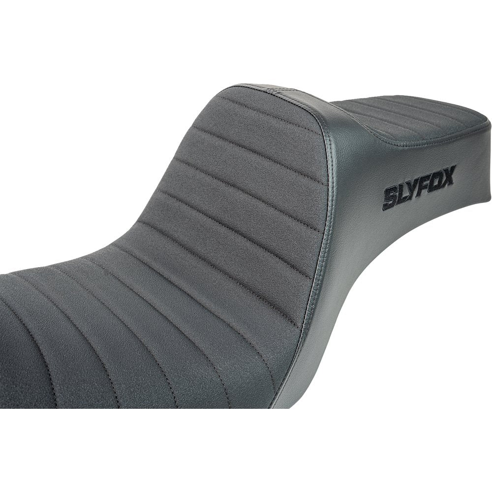 SLYFOX High Noon Seat - Vinyl - Classic Stitch - Black Logo - Dyna '06-'17 4694A-slyfox