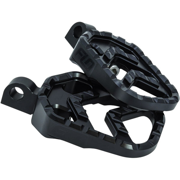 Savage Series Footpegs Black M8 Softail Passenger