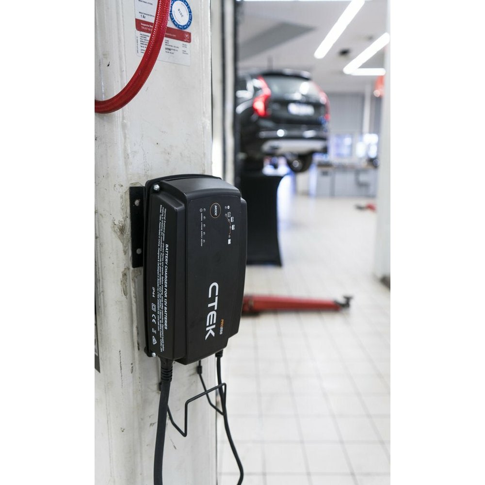 Battery Charger Pro25se 12v