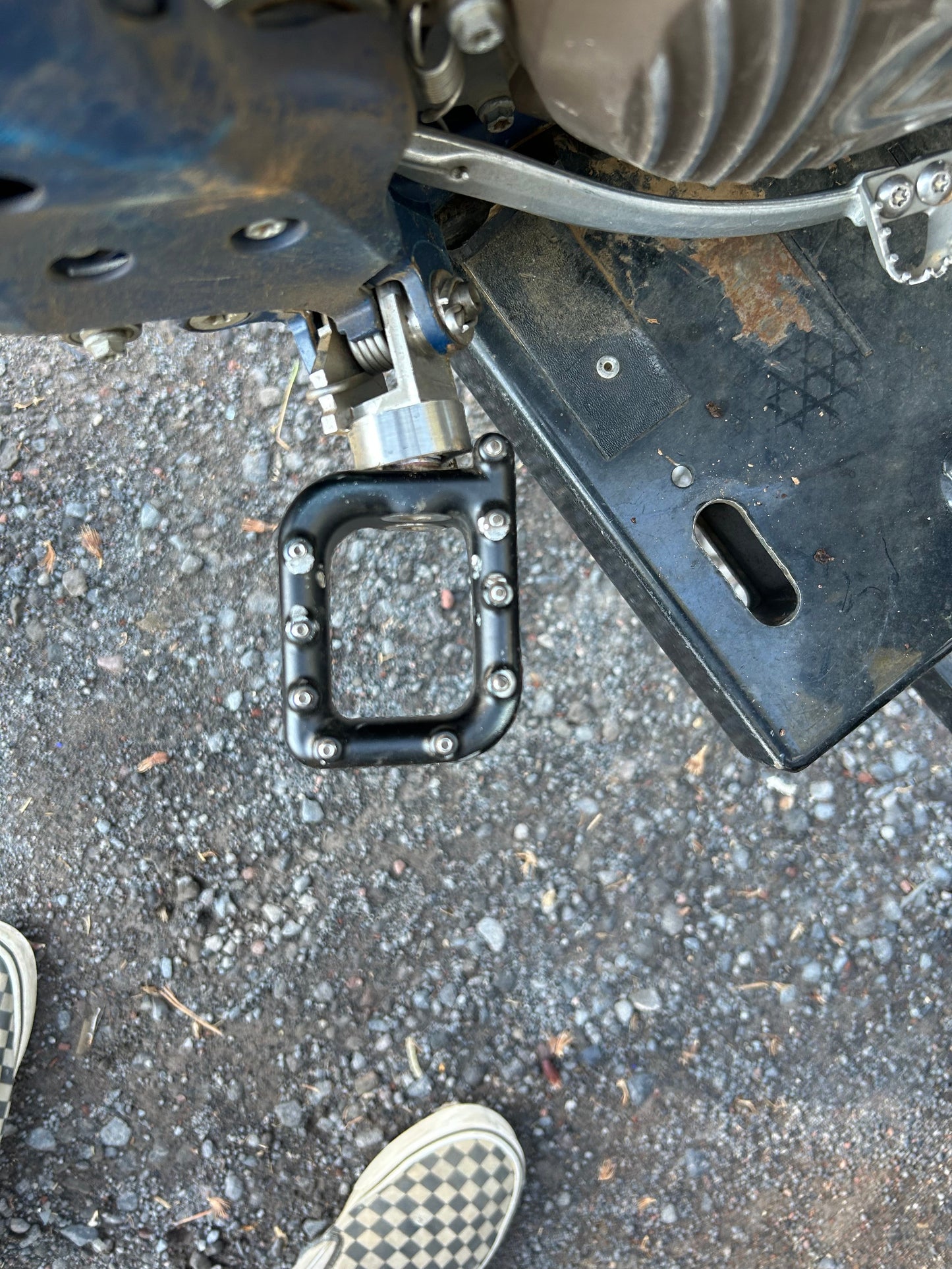Hardware Enduro Platform Mounting