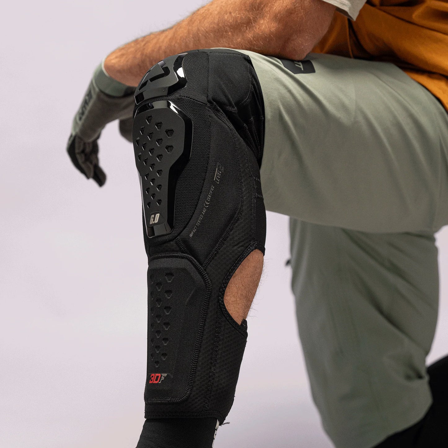 Leatt Knee Guard 6.0 Evo Ext