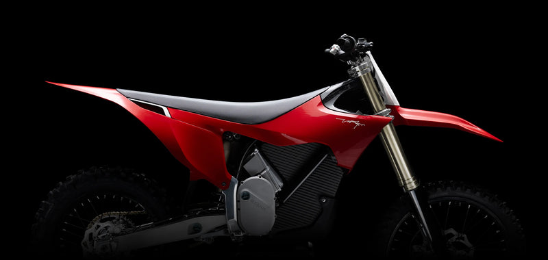 Stark Varg MX 1.2 in red, side view