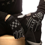 Speed Style Rufio Glove - Black/Gray