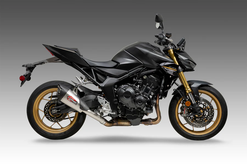 Yoshimura Exhaust Street At2 Slip-On Stainless/Stainless/Carbon Fiber Works Finish Honda - Honda CB1000 Hornet SP (2025-2026)