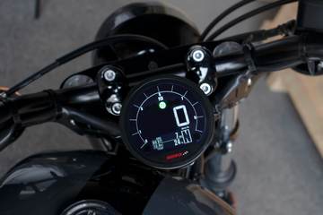 Dl 04b Speedo Black Yam